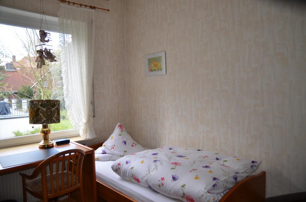 Hotel Waldersee Hannover Bagian luar foto