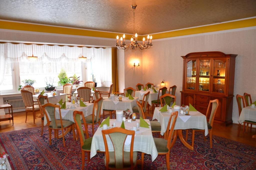 Hotel Waldersee Hannover Bagian luar foto